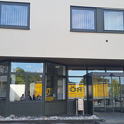 Außenansicht der Geschäftsstelle in Arnsberg.